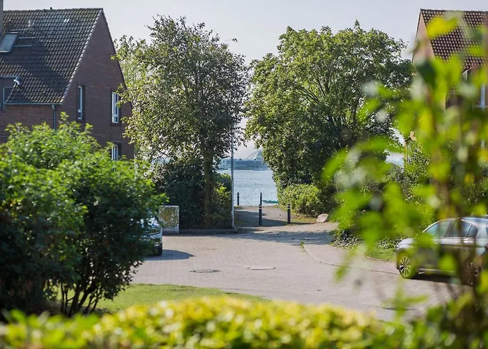 Ort Lemkenhafen Seeblick * Fehmarn